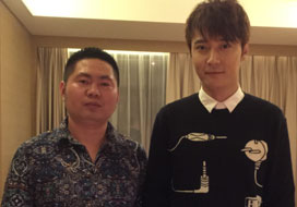 广州沐鸣与明星合影